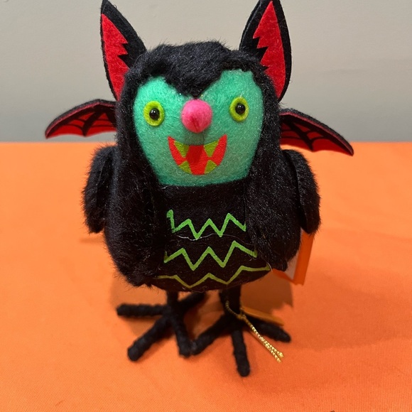 Batrick Festive Black and Green Bat Decor - Picture 2 of 8